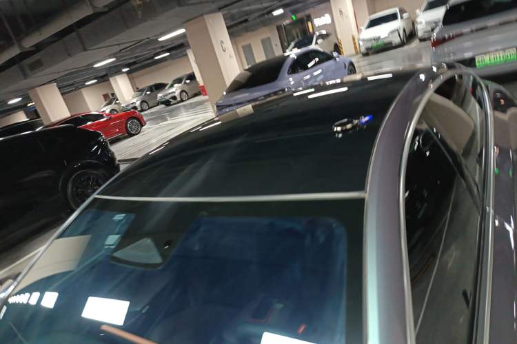 Used CHANGAN NEVO A07 2025 All-Electric "True Fragrance" Edition 710-Mile Long-Range Version Roof