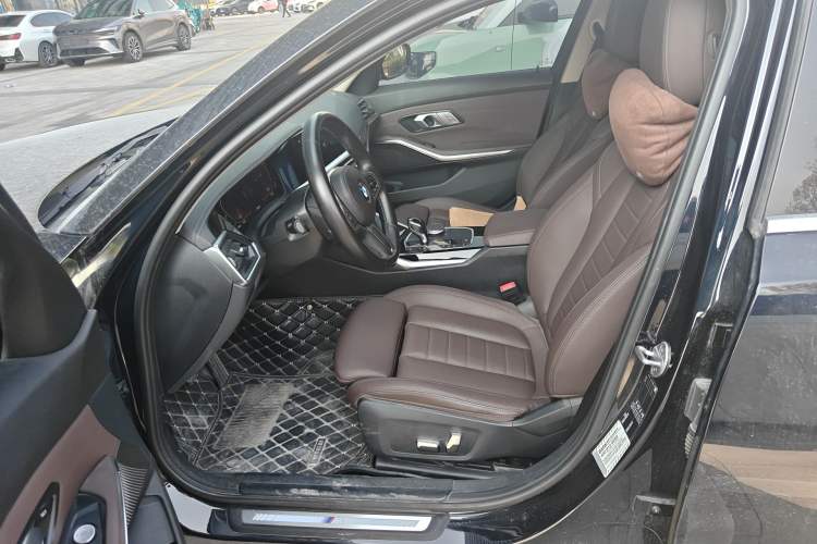 Used BMW 3 Series 2021 Second Facelift 320Li M Sport Package Left Front Seat
