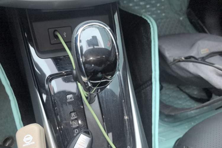 Used Nissan Tiida 2023 1.6L CVT Smart Drive Version Gear Lever