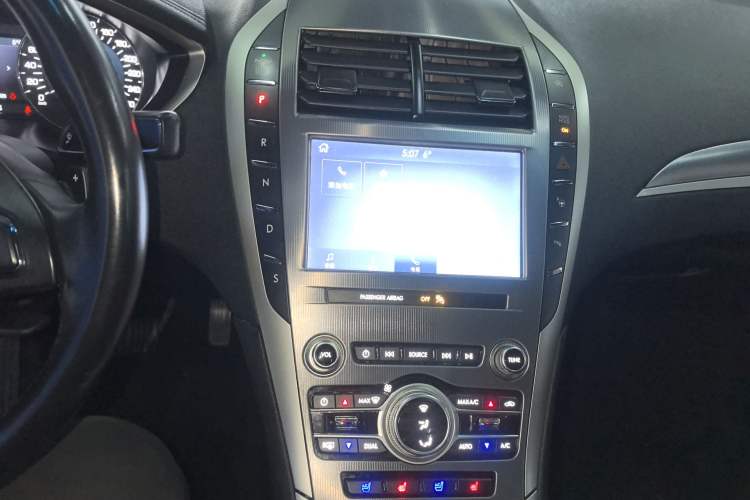 Used Lincoln MKZ 2020 2.0T MONO Limited Luxury Edition MONO WHITE