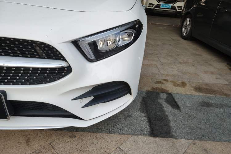 Used Mercedes-Benz A-Class 2022 Revised Version A 200 L Sport Sedan Fashionable Style
