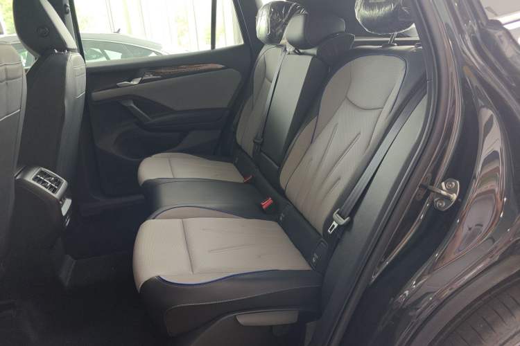 Used Volkswagen Tayron 2025 Tiguan L 380TSI 4Motion Luxury