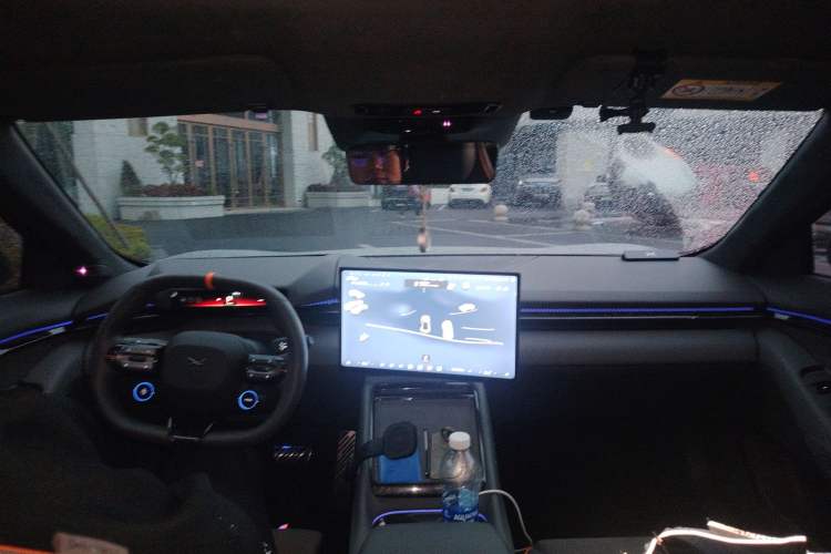 Used XPeng P7 2025 Model—750 All-Wheel-Drive Pengyi Ultra