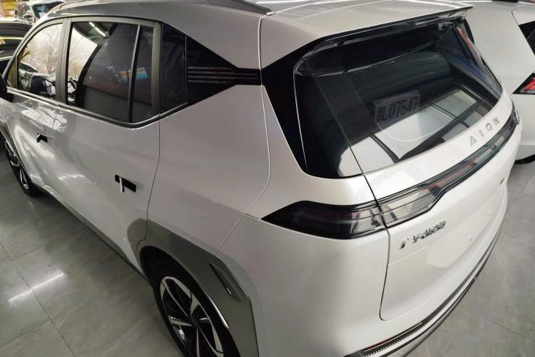 Used AION Y 2023 Plus 510 Smart Edition