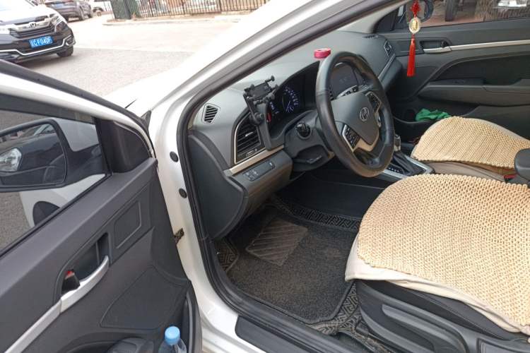 Used Hyundai Elantra (6th Generation / Lingdong) 2016 1.6L Automatic ZhiXuan – Elite Version