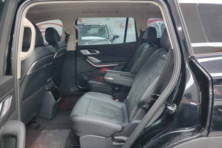 Used Hongqi HS7 PHEV 2024 2.0T PHEV Four-Wheel Drive Flagship Edition 6 Seats