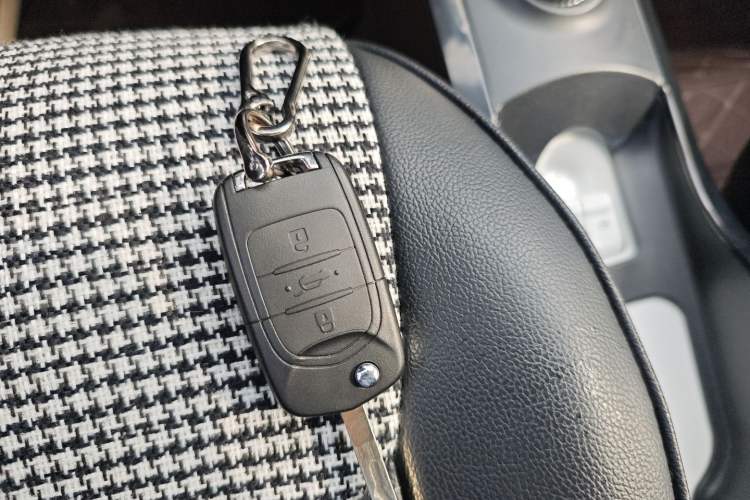 Used Wuling Hongguang MINIEV 2024 3rd Generation 215km Youth Edition Interior 1