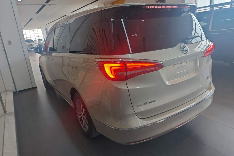 Used Buick GL8 2017 ES 28T Luxury Model China V Standard
