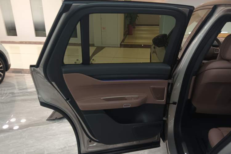 Used Nio ES8 2024 75 kWh
