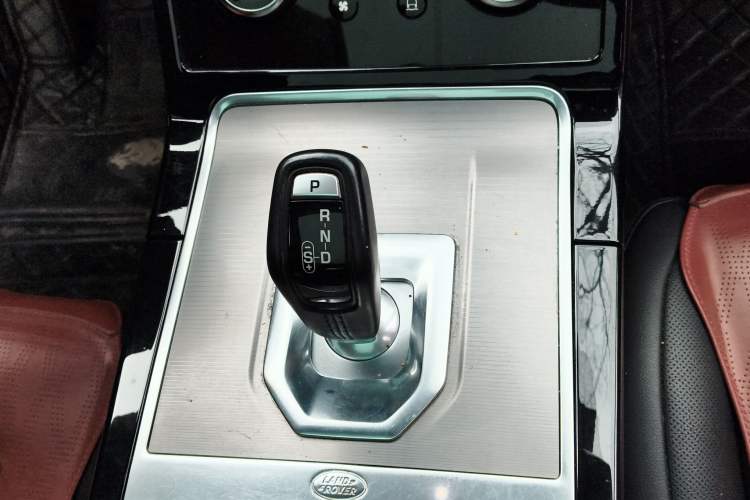 Used Land Rover Range Rover Evoque 2020 249 PS Youth Edition