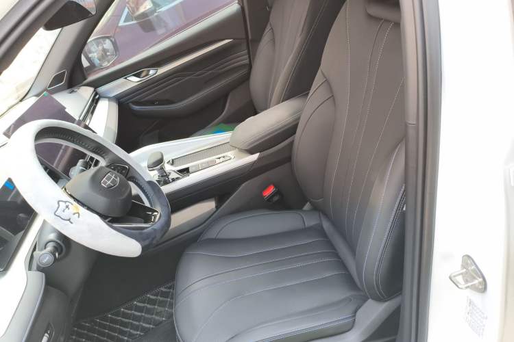 Used Geely Auto Preface 2025 Dongfang Yao 1.5TD Fuyao Edition