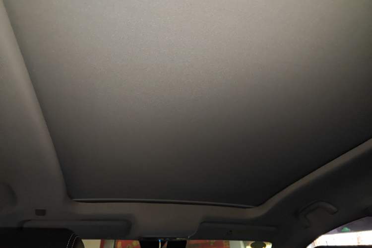 Used JMC Yusheng S330 2016 1.5L GTDi Automatic Two-Wheel Drive Flagship Edition Headliner