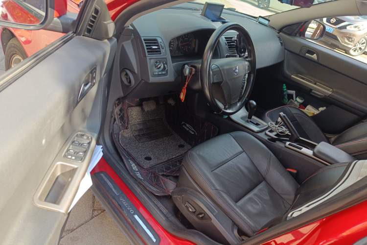 Used Volvo S40 2011 2.0L Automatic ZhiShang Edition