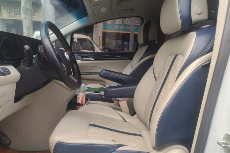 Used Buick GL8 2021 ES Landtrek 653T Comfort Edition