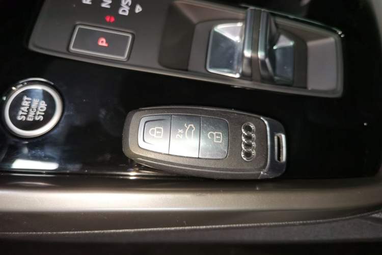 Used Audi A3 2021 Sportback 35 TFSI Fashionable Sports Model
