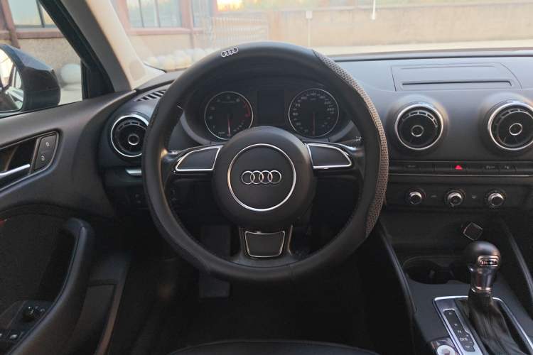 Used Audi A3 2016 Sportback 35 TFSI Ambition Edition
