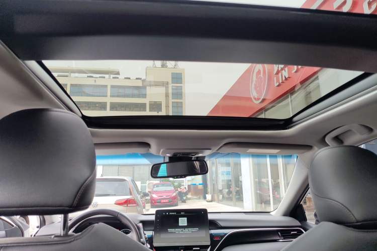 Used Toyota Camry 2021 2.5G Luxury Edition Headliner