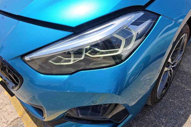 Used BMW 2 Series 2023 Facelifted 225i Four-Door Coupe M Sport Night Edition Package Left Front Headlight