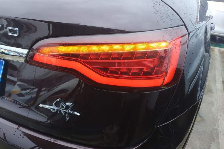 Used Zotye SR7 2016 1.5T Manual Cube Heart Edition China V Standard
