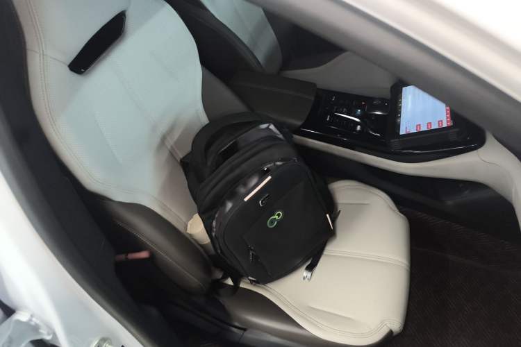 Used BYD Qin PLUS 2023 Champion Edition DM-i 55KM Leading Model
