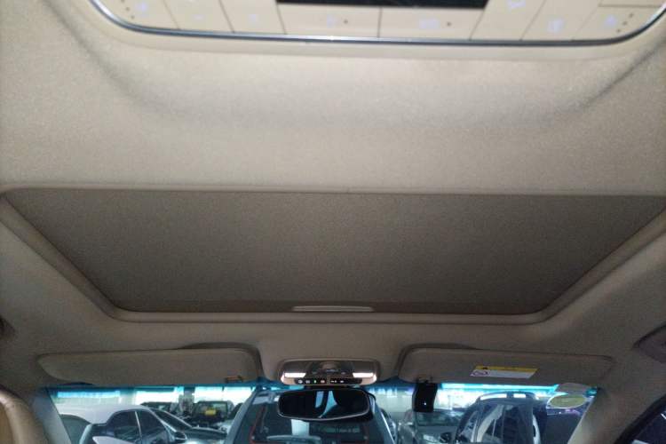 Used Buick GL8 2017 ES 28T Flagship Model China V Standard
