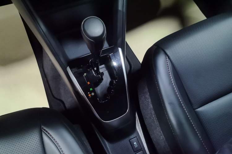 Used Toyota YARiS L Zhi Xuan 2021 X-Trail 1.5L CVT Luxury Edition Gear Lever