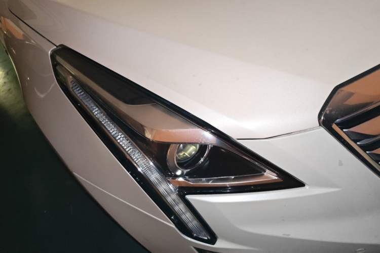 Used Cadillac XT5 2016 25T Luxury Model
