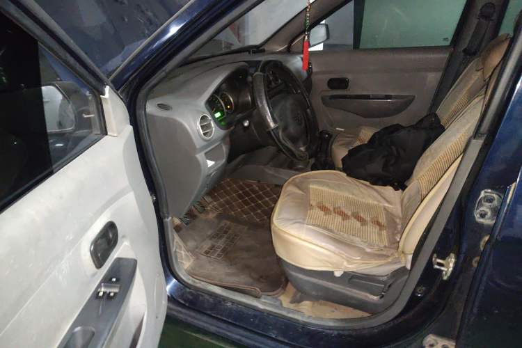 Used Wuling Hongguang 2014 1.2L Base Model China IV
