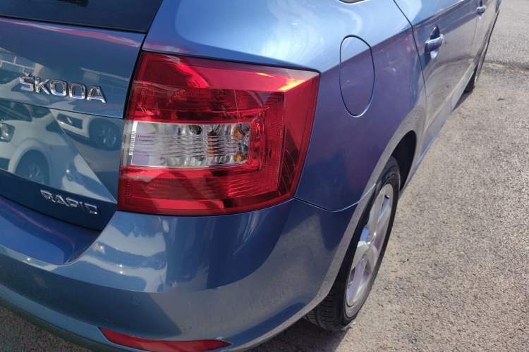 Used Skoda Rapid Spaceback 2014 1.6L Automatic Enjoyment Edition
