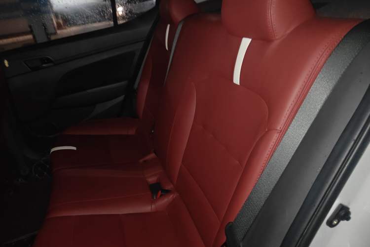 Used Hyundai Elantra (6th Generation / Lingdong) 2018 1.4T Dual-Clutch Xuan Dong · Dynamic Edition Left Rear Seat