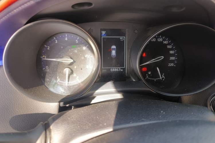 Used Toyota IZOA 2018 2.0L Yichi Version China VI Standard
