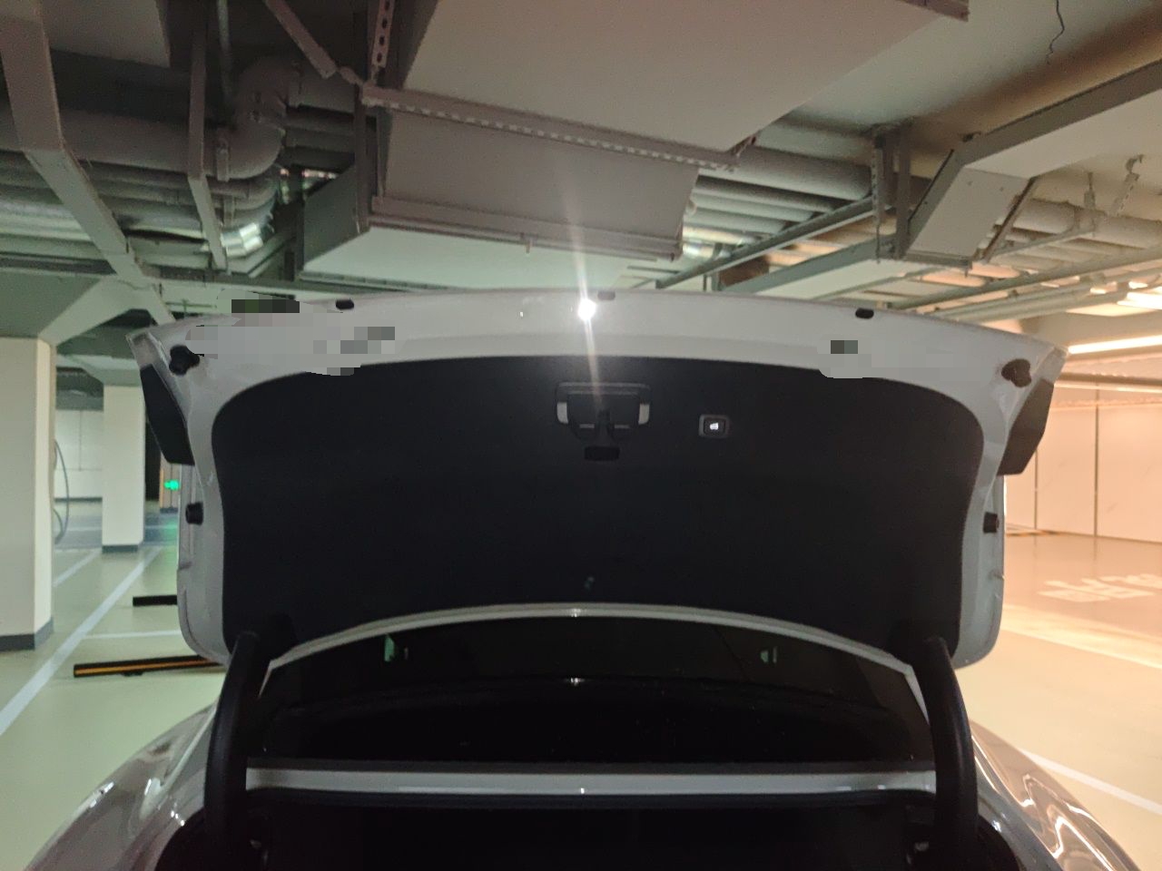 Xiaomi Auto SU7 2024 Rear-Drive Ultra-Long Range Advanced Pro-Level Intelligent Driving Version — снимка 16