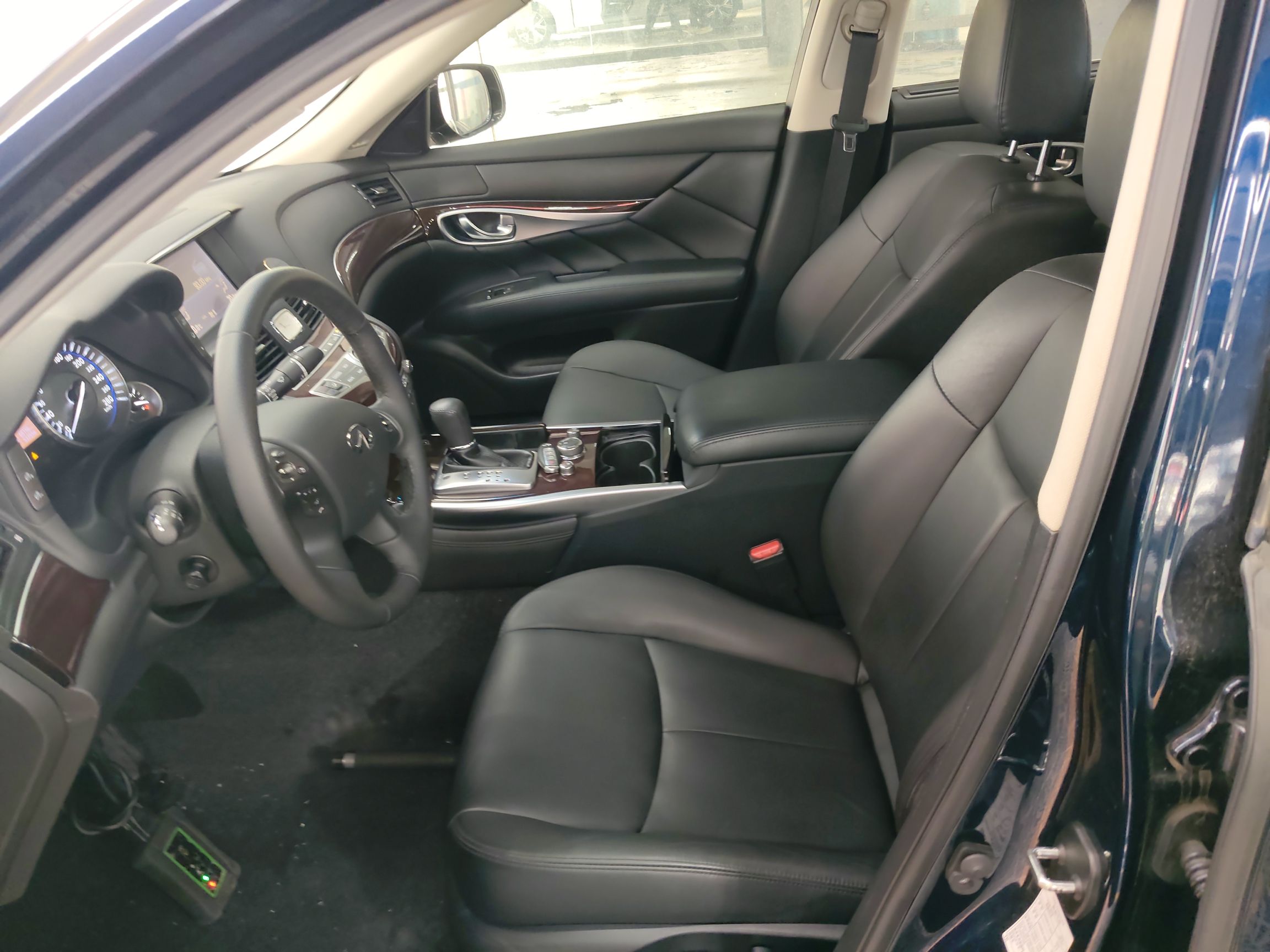 Interior delantero