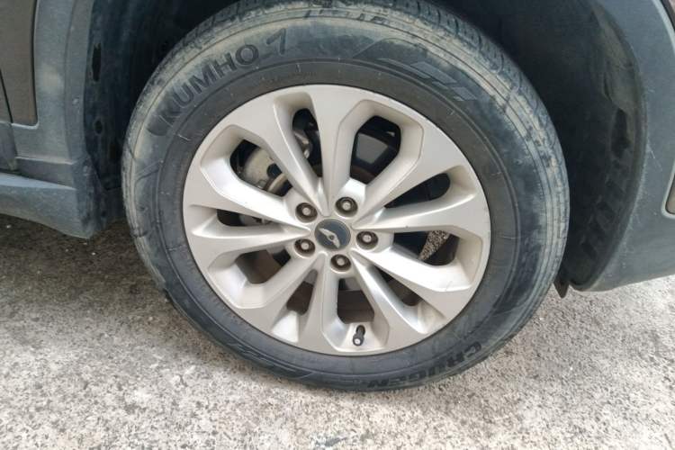 Used Kia Sorento 2013 2.4L 5-Seater Gasoline Comfort Version China IV Standard
