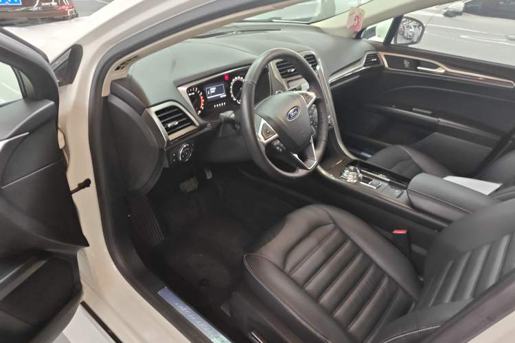 Used Ford Mondeo 2017 Facelifted EcoBoost 180 Fashion Edition Driver Seat