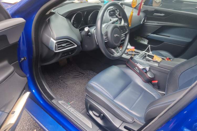 Used Jaguar XE 2018 2.0T 250 PS Two-Wheel-Drive R-Sport Sport Edition