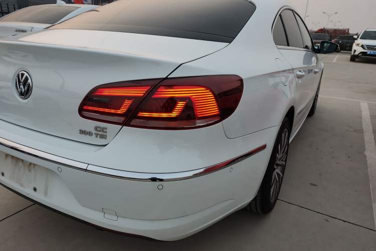 Used Volkswagen FAW-Volkswagen CC 2016 1.8TSI Luxury Model