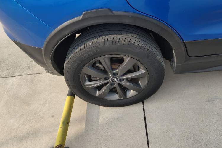 Used BYD Yuan New Energy 2019 EV535 Smart Connect Trendsetting Model Exterior 5