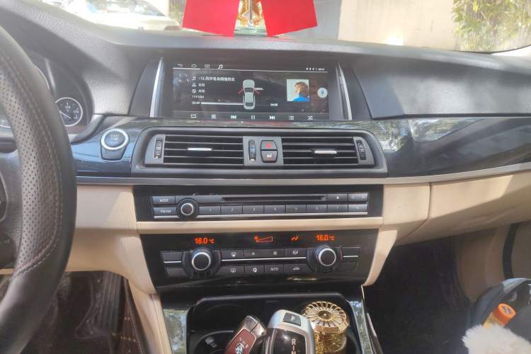 Used BMW 5 Series 2012 520Li Elegant Edition
