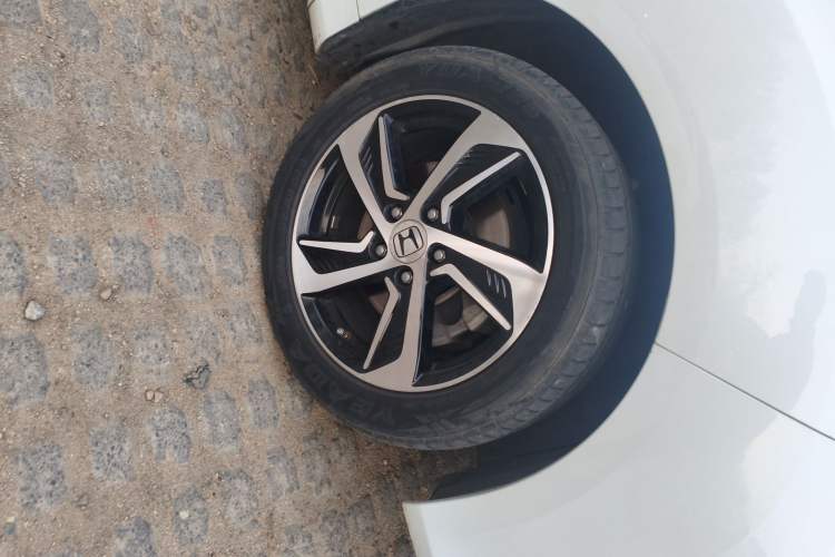 Used Honda Odyssey 2015 Updated Version 2.4L Smart Edition
