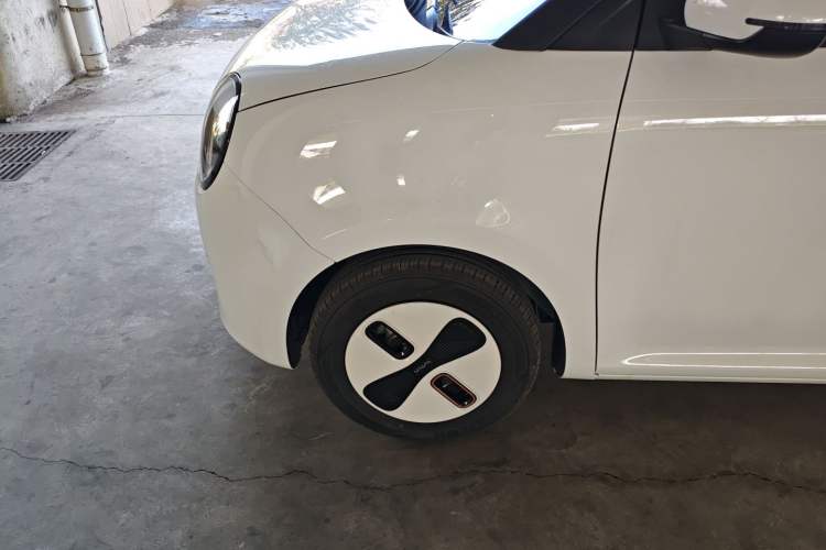 Used CHANGAN NEVO Lumin 2026 Model Treasure Edition 205km Beloved Beige Guoxuan