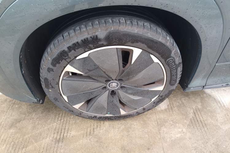 Used BYD Tang L 2025 EV 600KM All-Wheel-Drive LiDAR Flagship Model