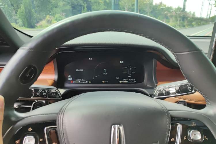 Used Lincoln Aviator 2020 3.0T V6 All-Wheel Drive Executive Version Instrument Cluster