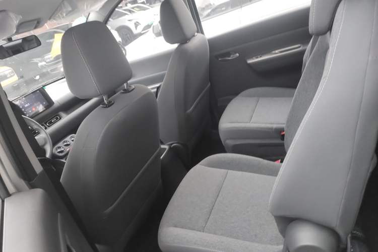 Used Wuling Hongguang New Energy 2025 Extended-Range Hybrid 50KM Comfort Version