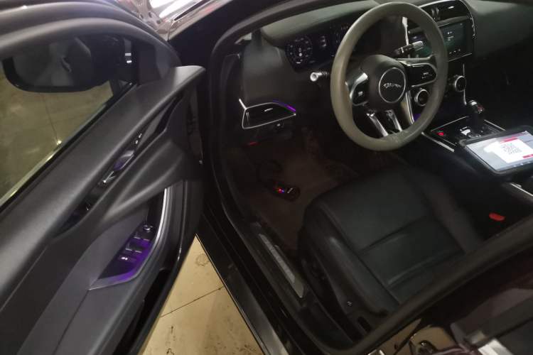 Used Jaguar XEL 2020 2.0T 250 PS SE Tech-Elegant Edition