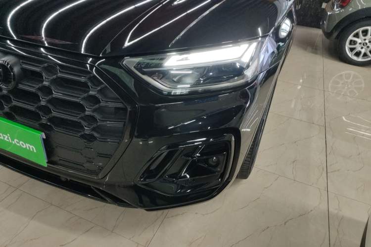 Used Audi Q5L 2022 Updated 45T Luxury Dynamic Version
