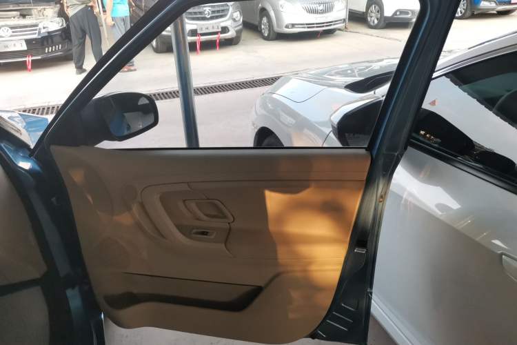 Used Skoda Fabia 2014 1.4L Automatic Crystal Edition