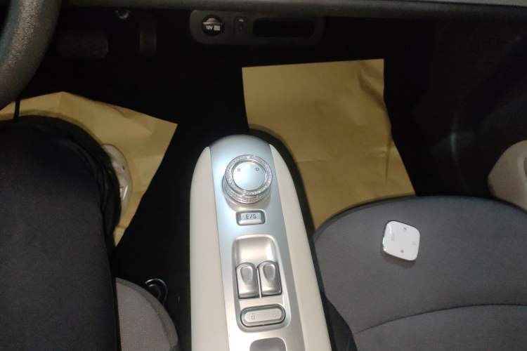 Used CHANGAN NEVO Lumin 2025 205 km Xiangqin Version Gear Lever