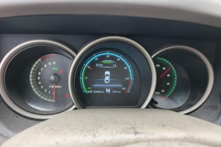 Used Dongfeng Junfeng E11K 2019 Standard Model
