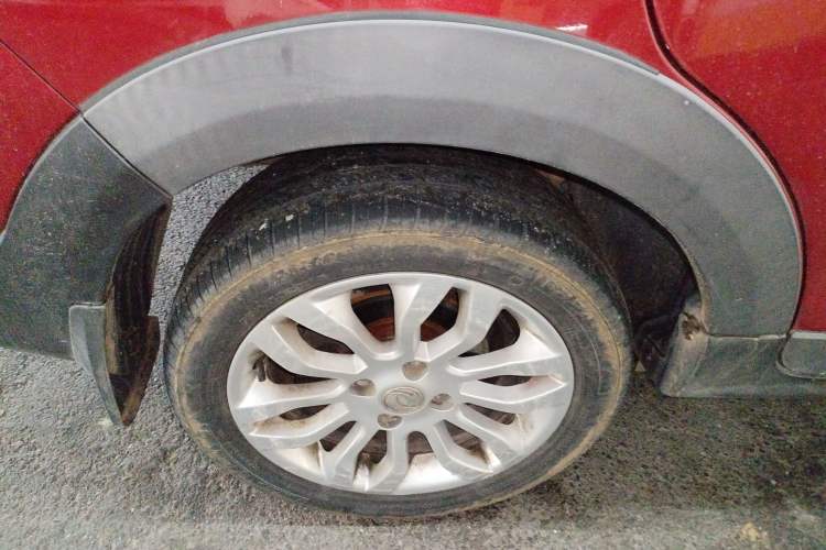 Used Dongfeng Aeolus AX3 2016 1.5L Manual ZhiKu Model